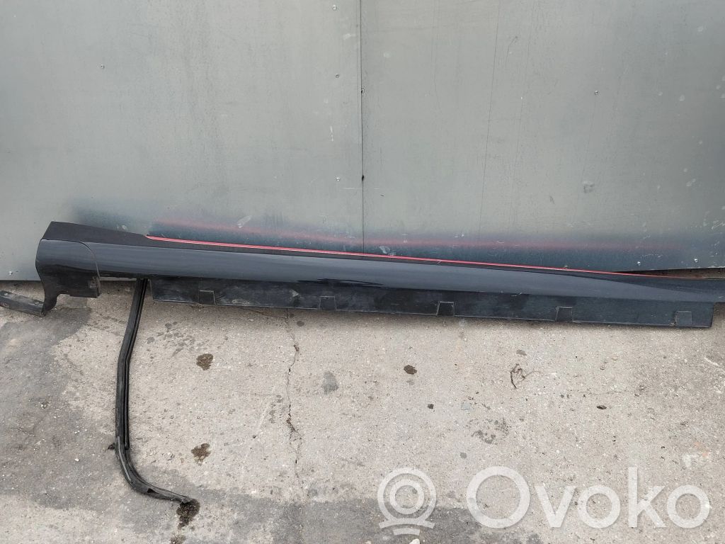 Tesla Model S Sill 