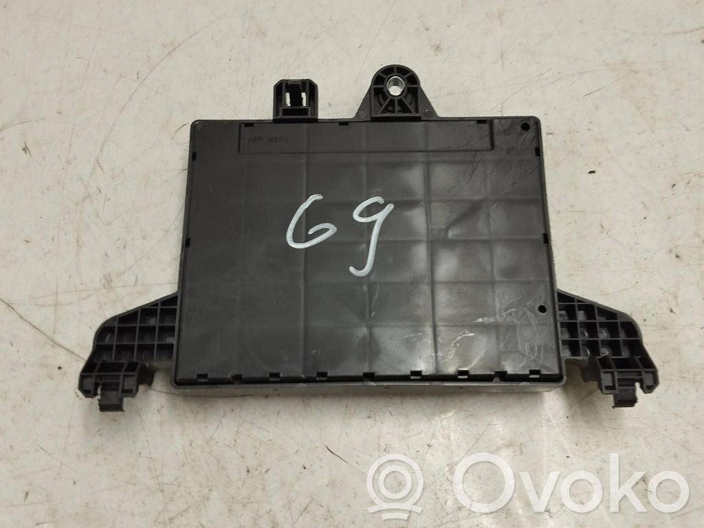 Opel Astra J Módulo de confort/conveniencia 