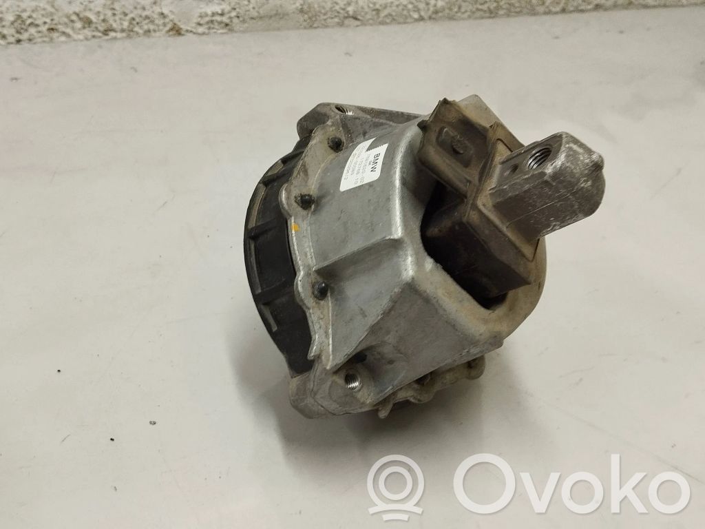 BMW 3 G20 G21 Dzinēja spilvens 