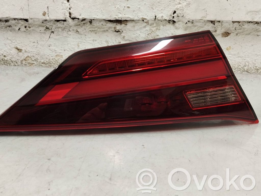 BMW 1 F40 Luci posteriori del portellone del bagagliaio 
