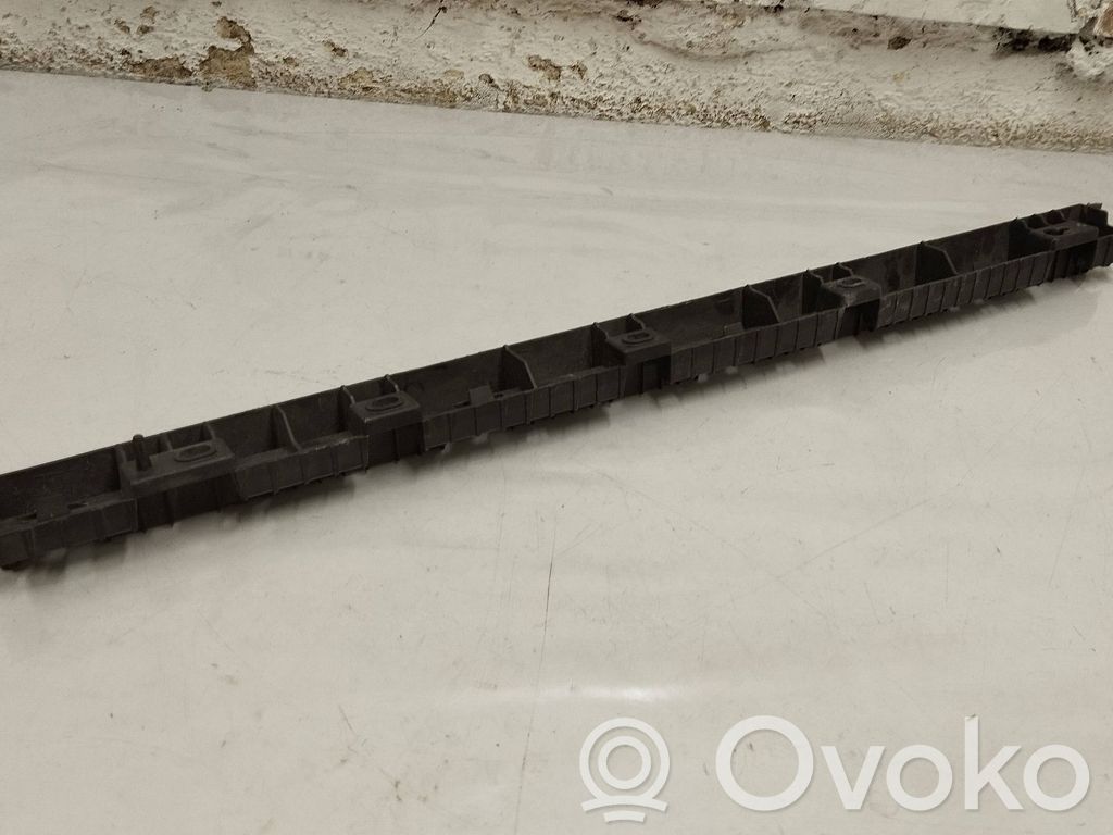 Volvo XC90 Sill supporting ledge 