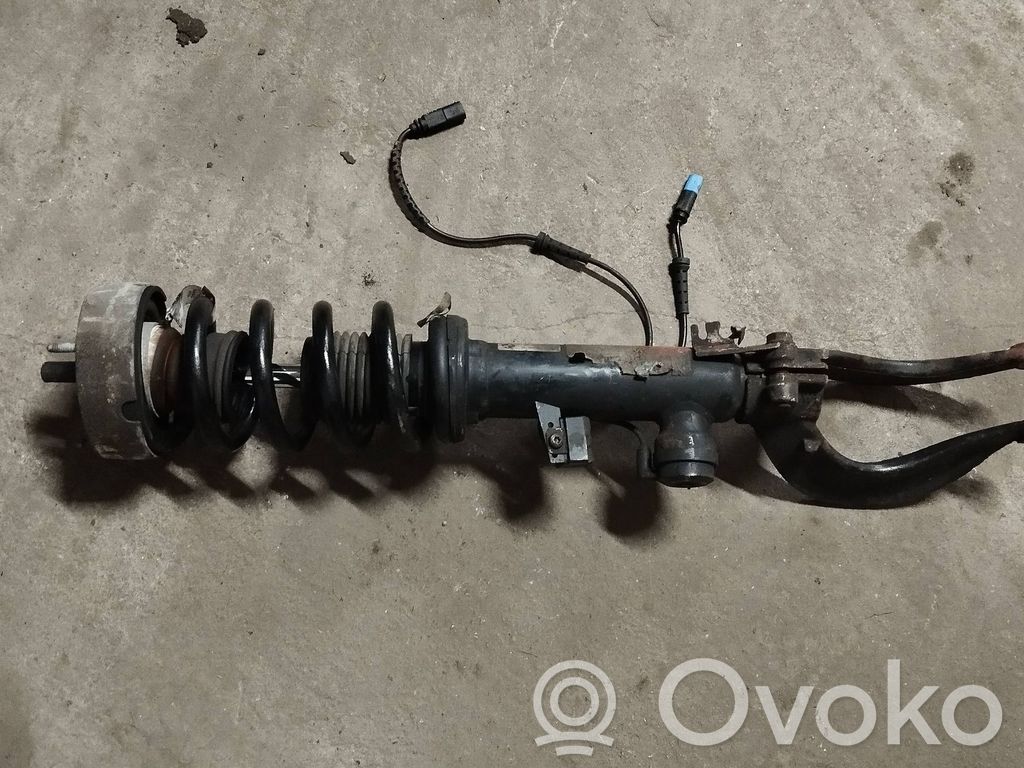 BMW X5M F85 Amortyzator osi przedniej ze sprężyną 