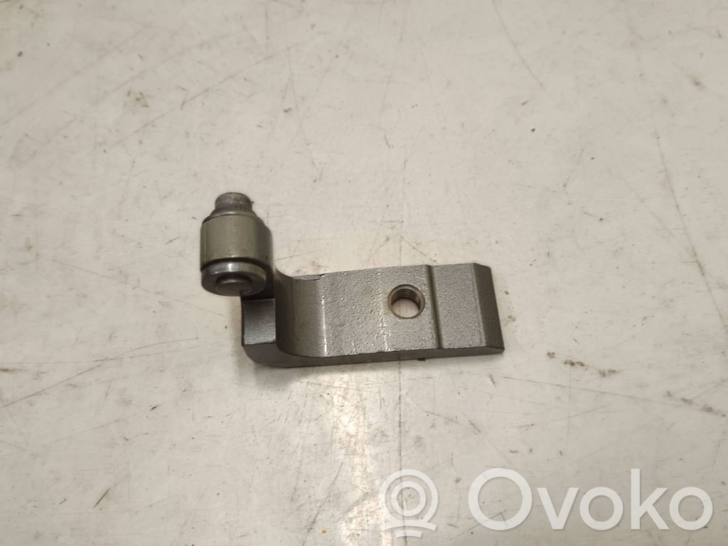 BMW 1 F40 Rear door upper hinge 