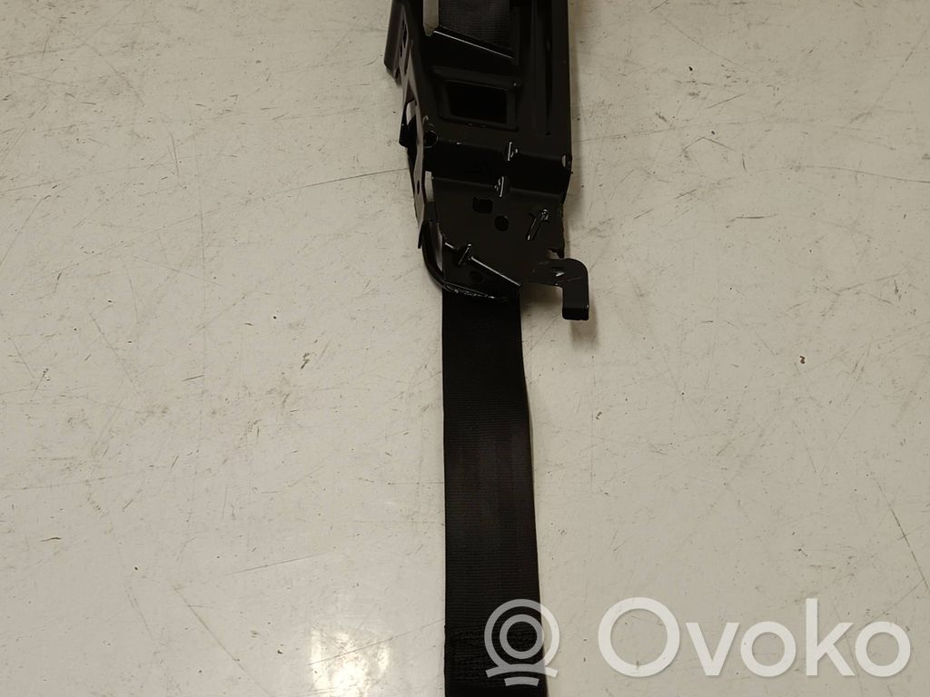 Audi Q8 Cinturón trasero 