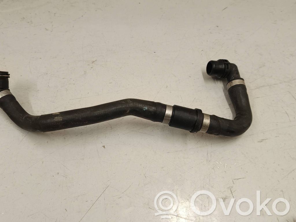 BMW 5 G60 G61 Engine coolant pipe/hose 
