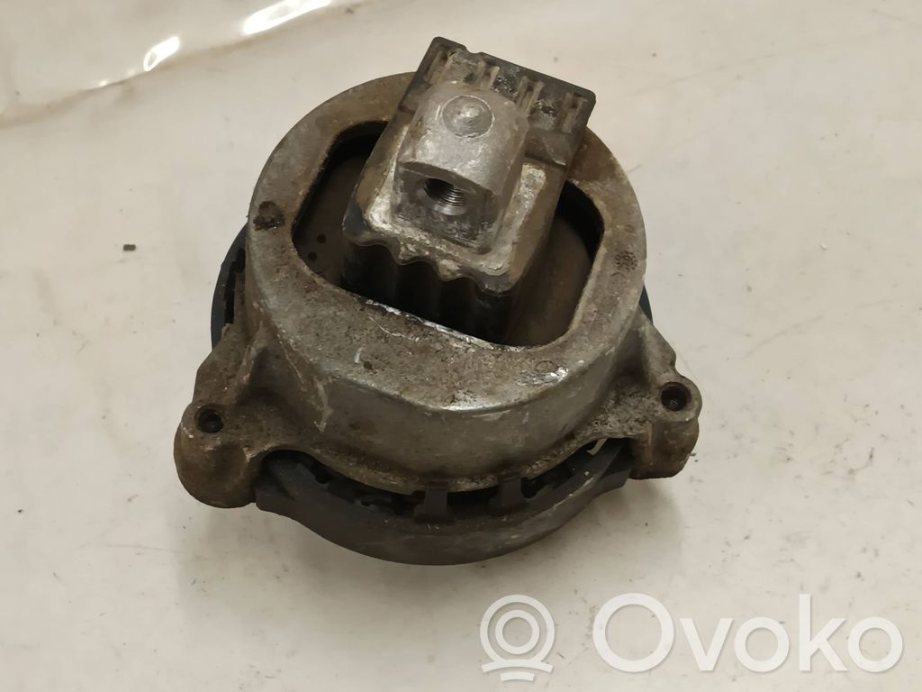 BMW X3 G01 Engine mount bracket 