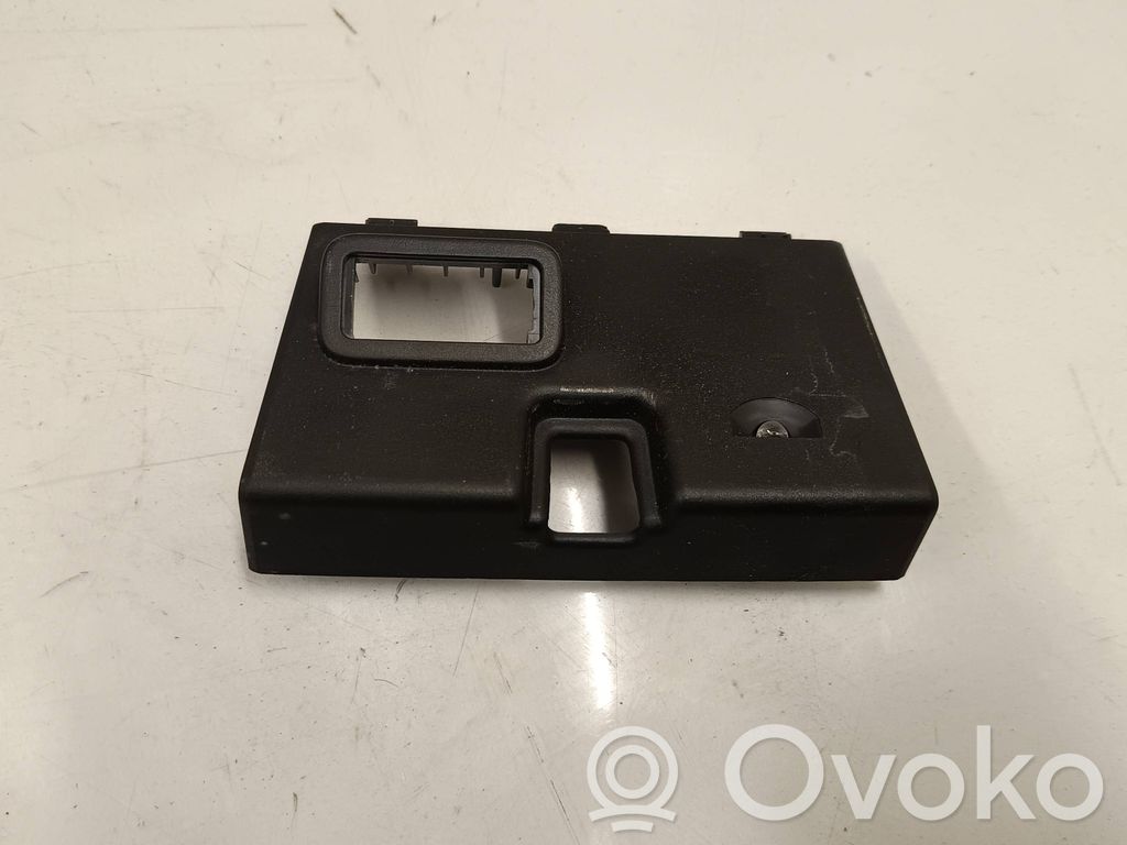 USB-Anschluss   6807232