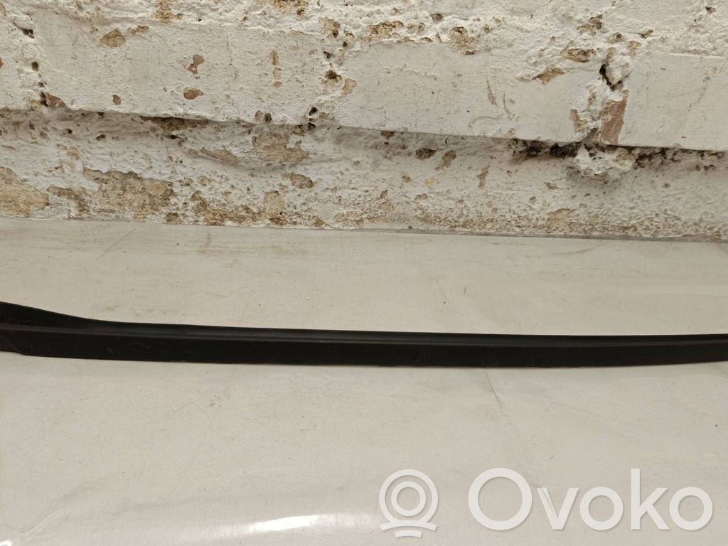 BMW i4 Windshield trim 