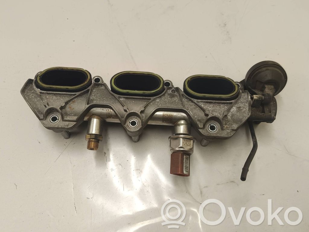 Porsche Cayenne (92A) Colector de admisión 