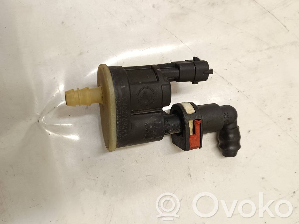 Válvula de vacío   04627694AA