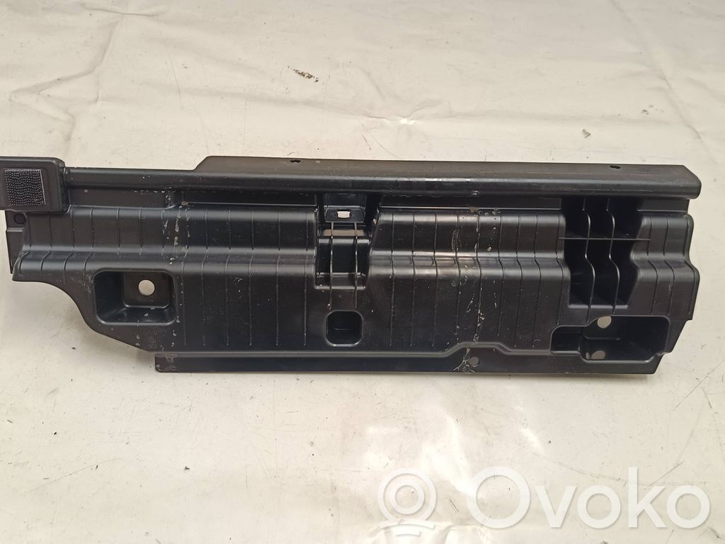 BMW i4 Other trunk/boot trim element 