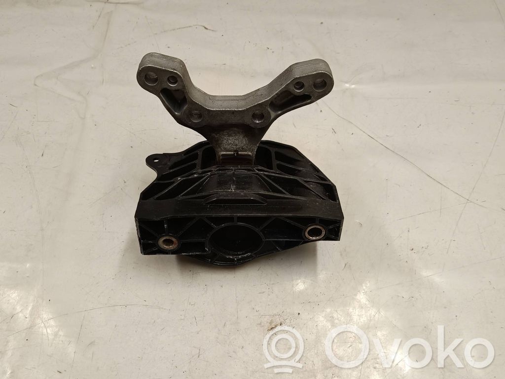 Opel Corsa F Engine mount bracket 