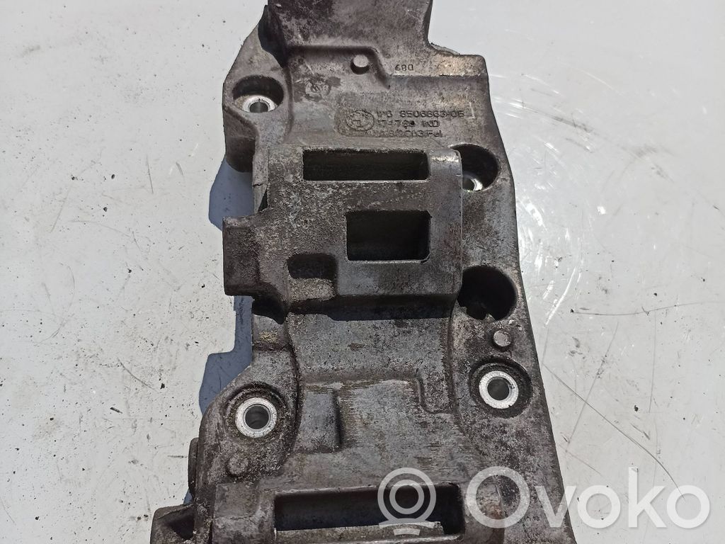 Mocowanie alternatora   8506863,71786