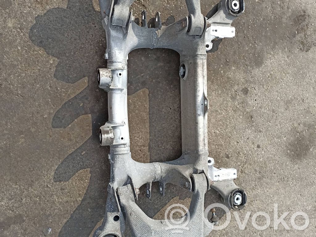 BMW 7 F01 F02 F03 F04 Rama pomocnicza tylna 