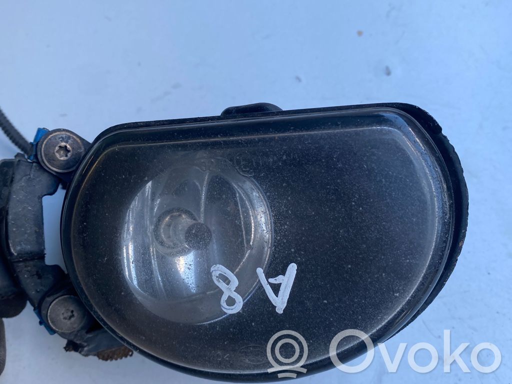 Audi A8 S8 D3 4E Miglas lukturis priekšā 