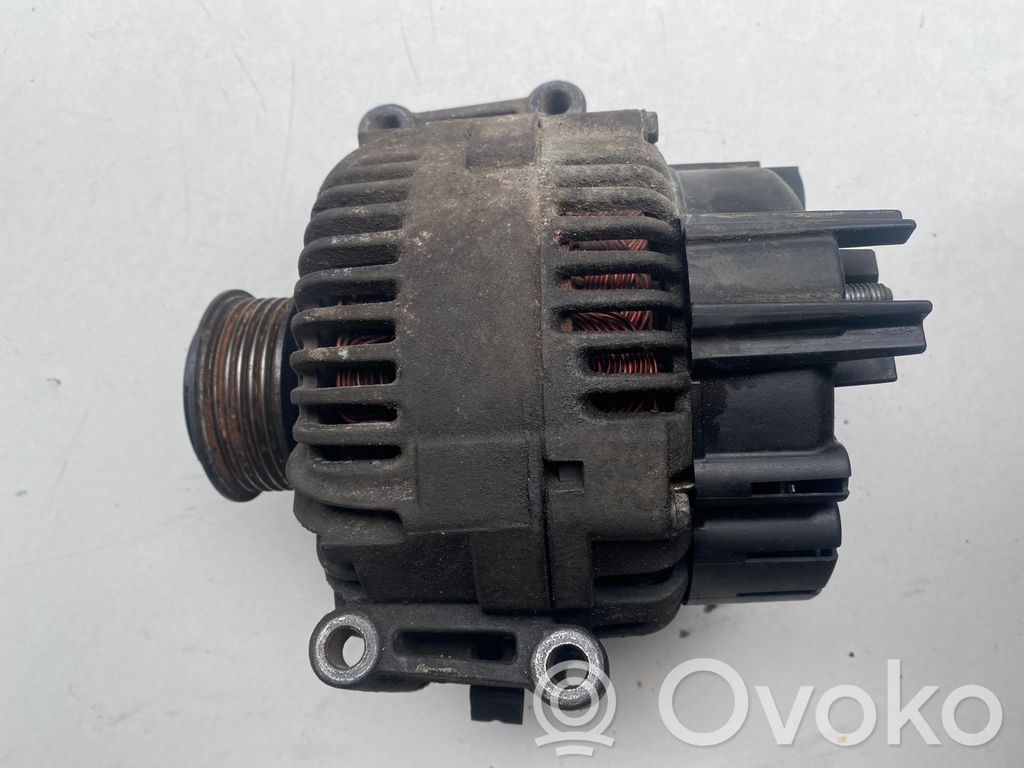 Audi A6 S6 C6 4F Ģenerators 