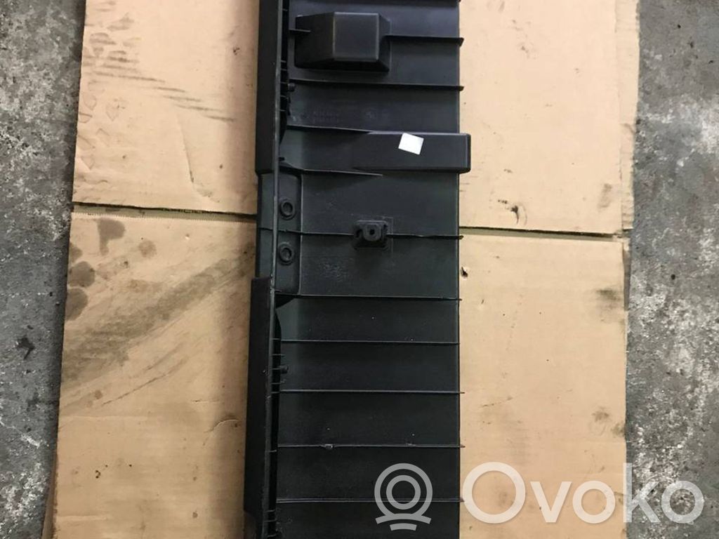 BMW 5 E60 E61 Kita bagažinės apdailos detalė 
