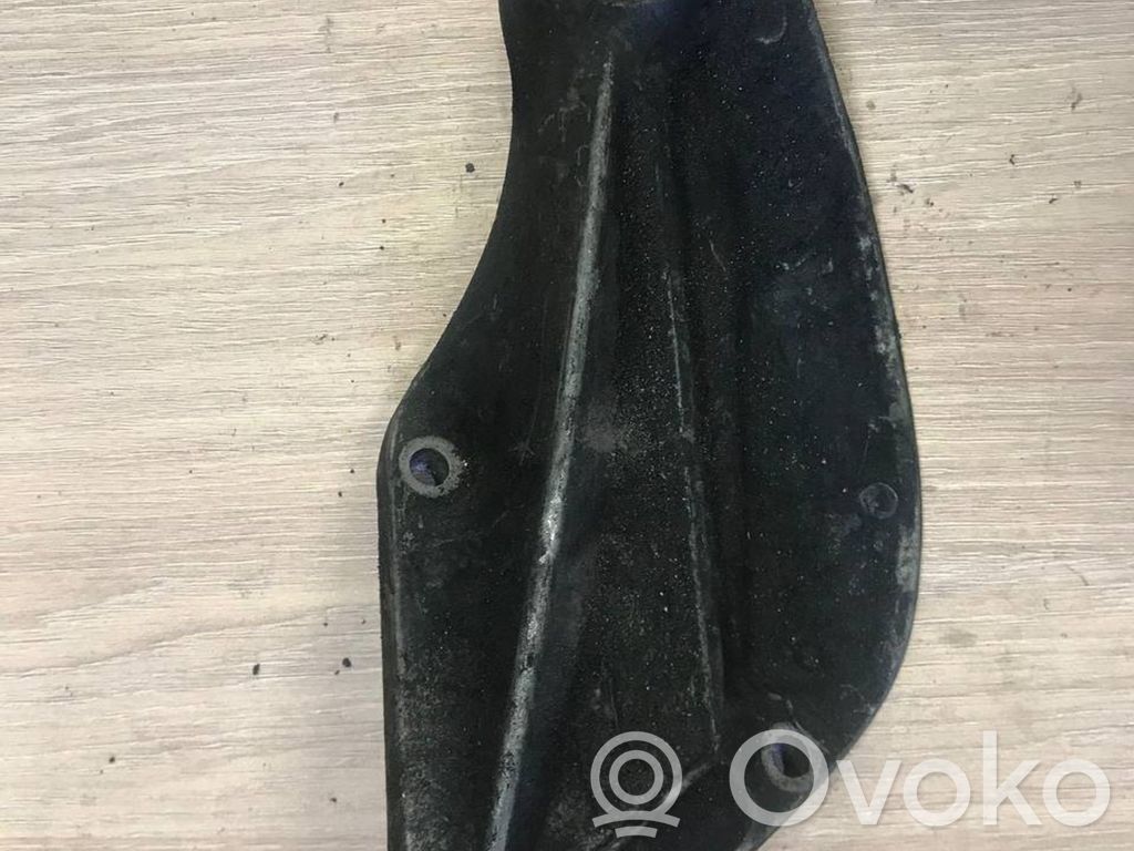 BMW 5 E60 E61 Engine mounting bracket 