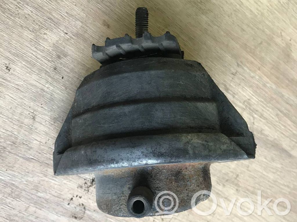 BMW 5 E60 E61 Suport tampon motor 
