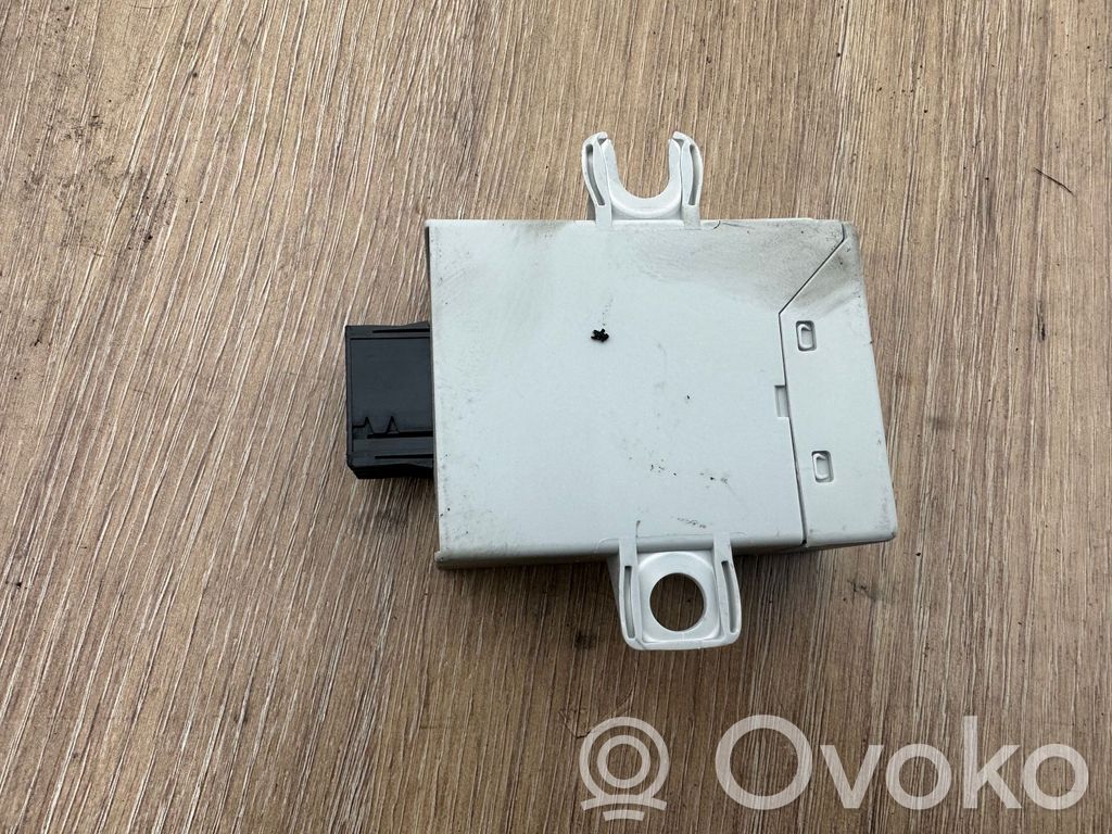 Mini One - Cooper Clubman R55 Wing mirror control module 