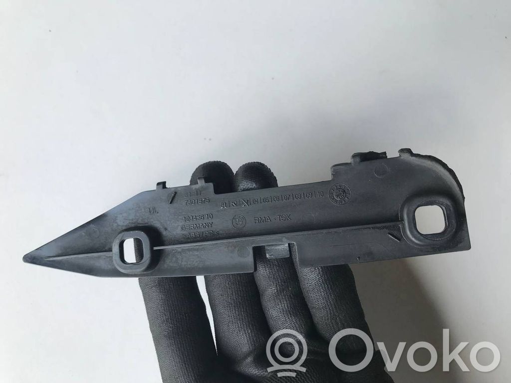 BMW 2 F45 Front bumper mounting bracket 