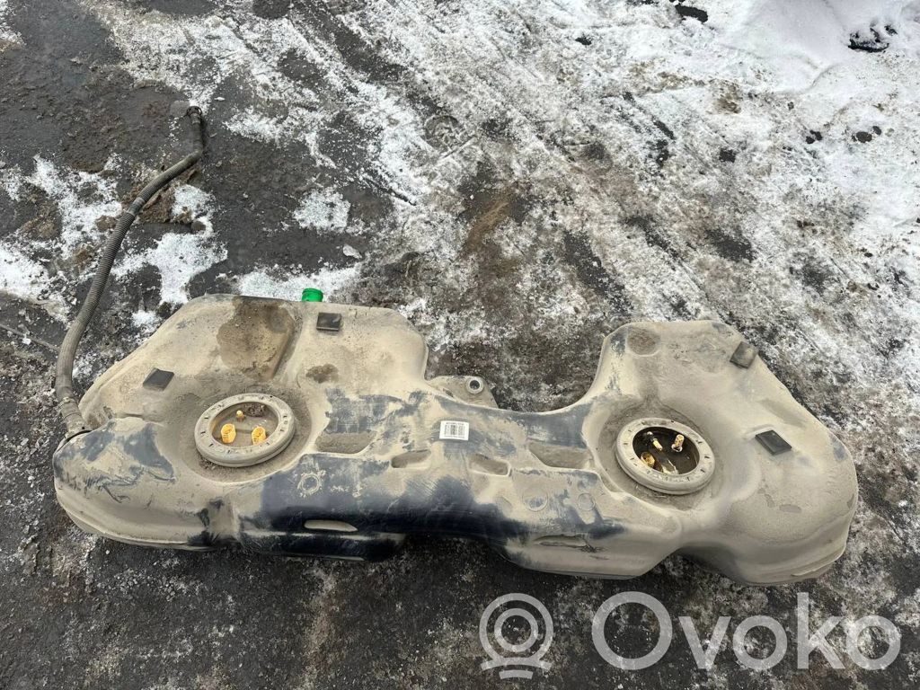 BMW 3 E90 E91 Degalų bakas 