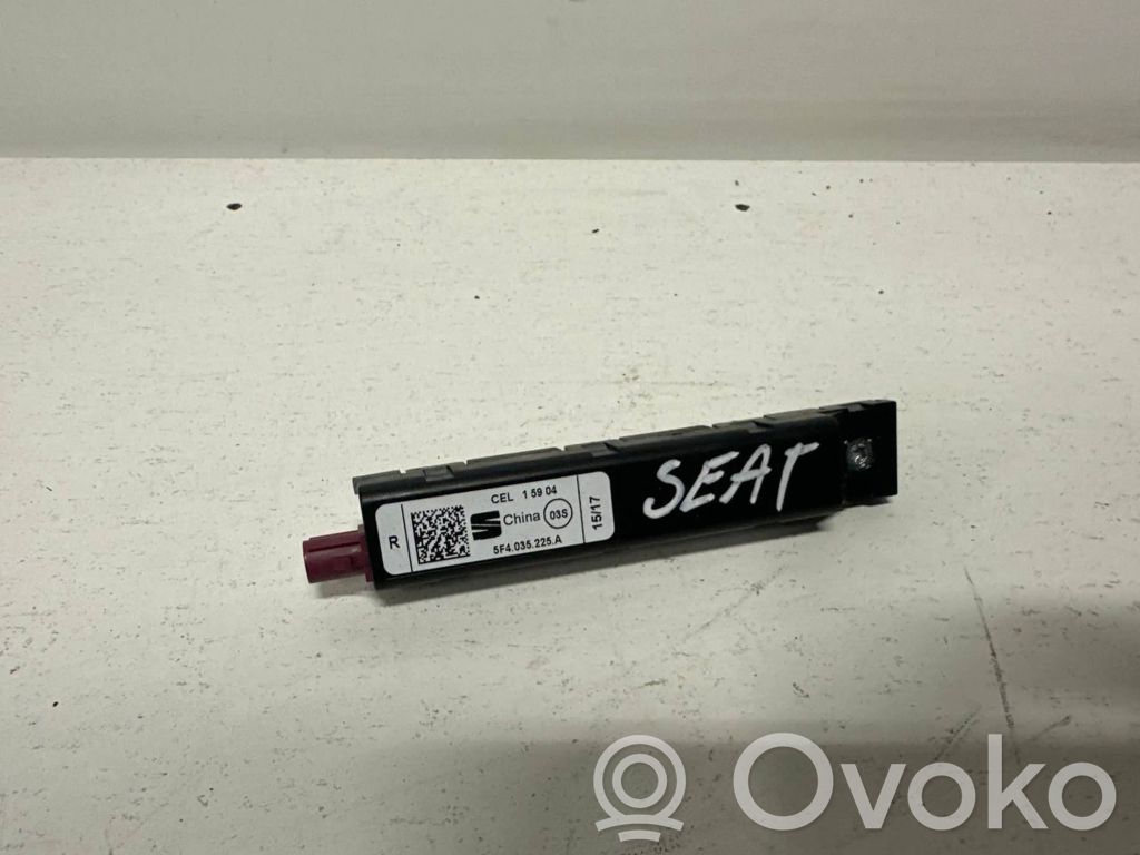 Seat Leon (5F) Antenos stiprintuvas 