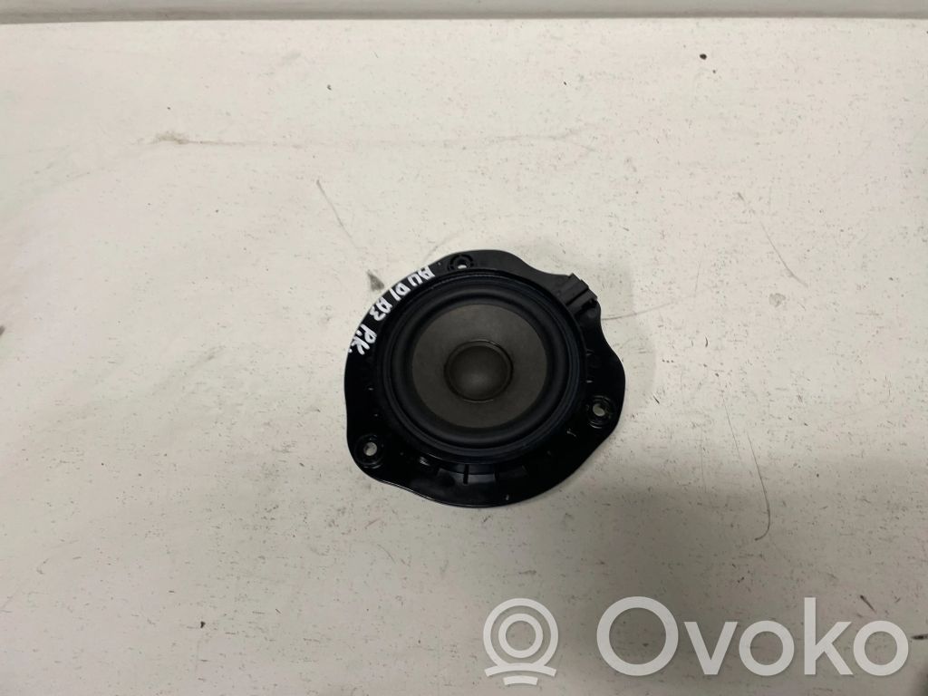 Audi A3 S3 8V Altavoz de la puerta delantera 