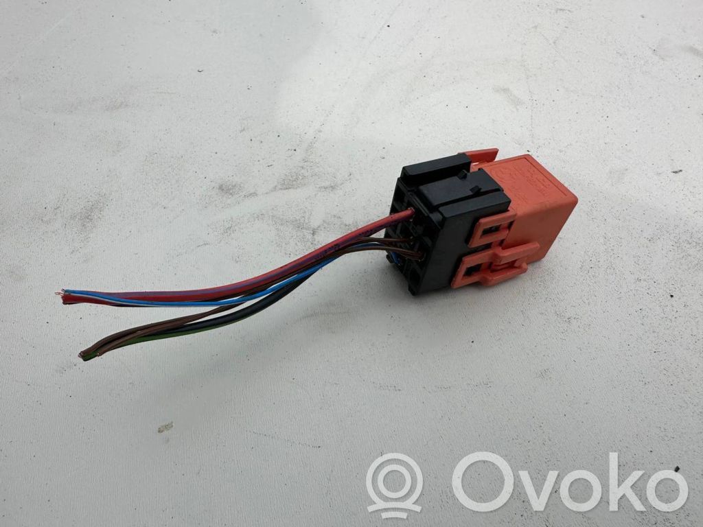 Other relay   1742690,1263,V23134E52X344