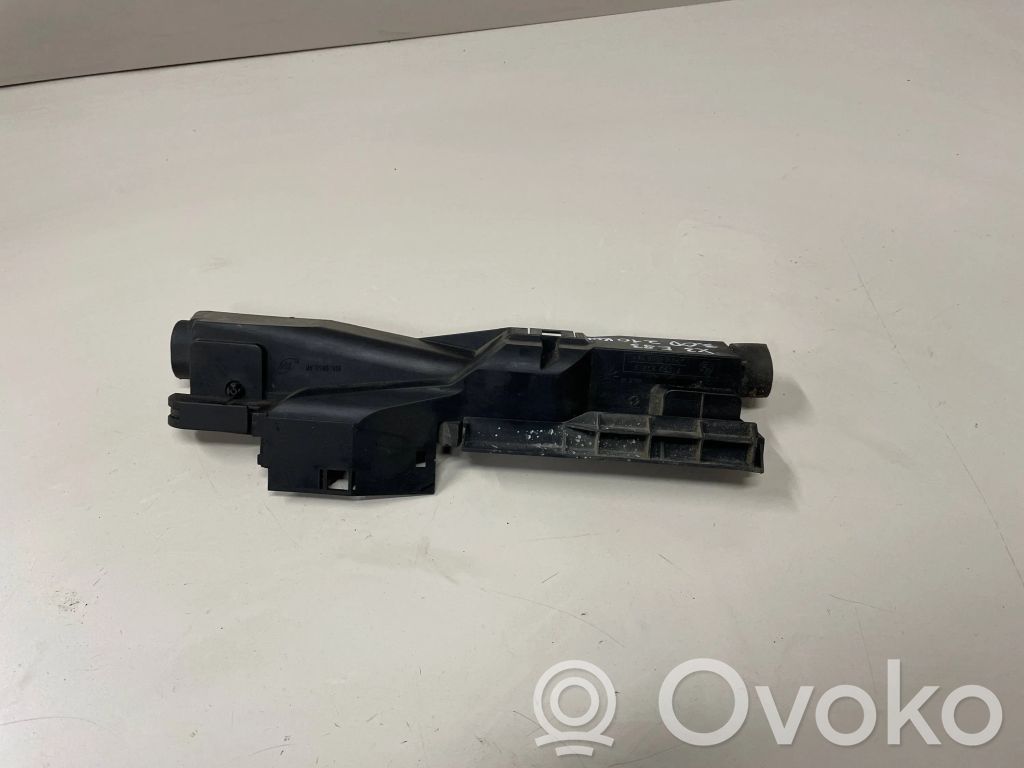 BMW X3 E83 Radiator mount bracket 