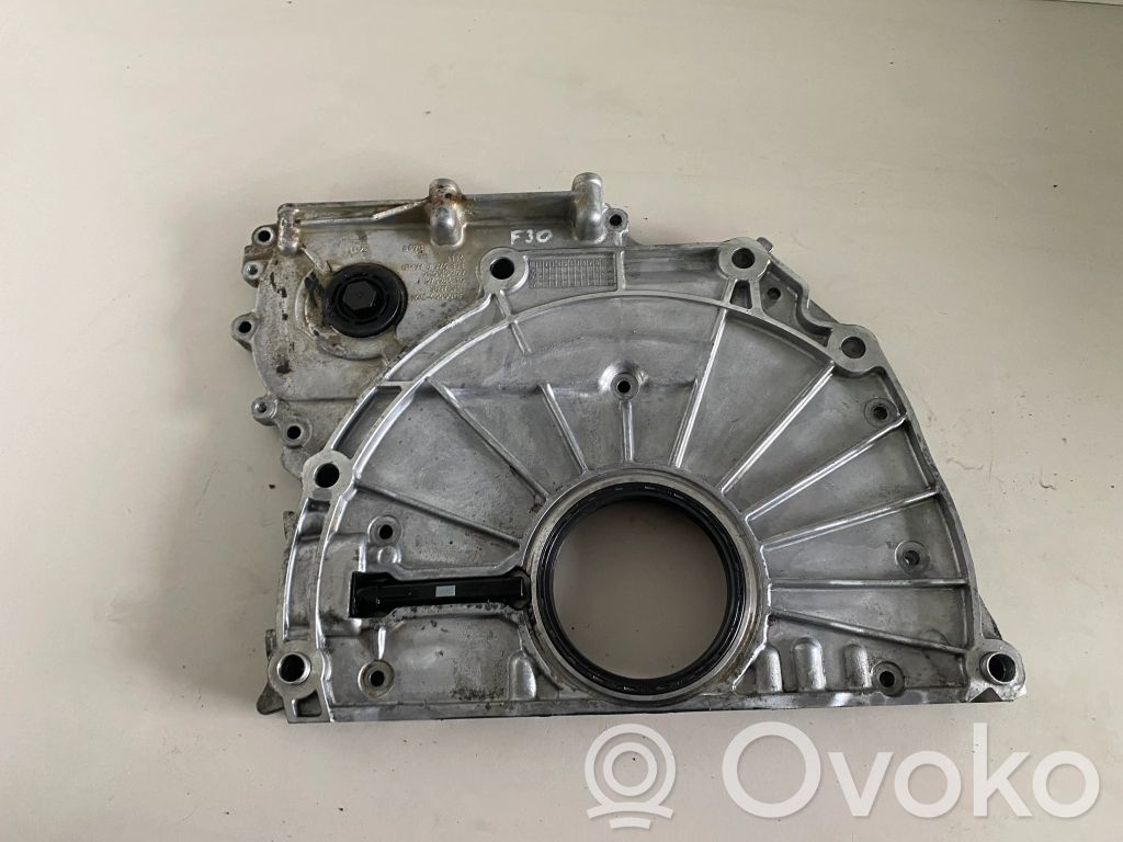 BMW 3 F30 F35 F31 Paskirstymo grandinės dangtelis 