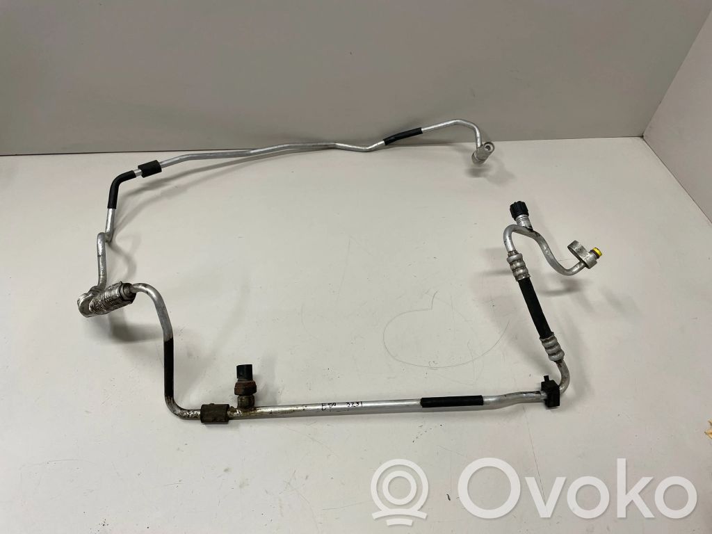 BMW 3 E90 E91 Gaisa kondicioniera caurulīte (-es) / šļūtene (-es) 