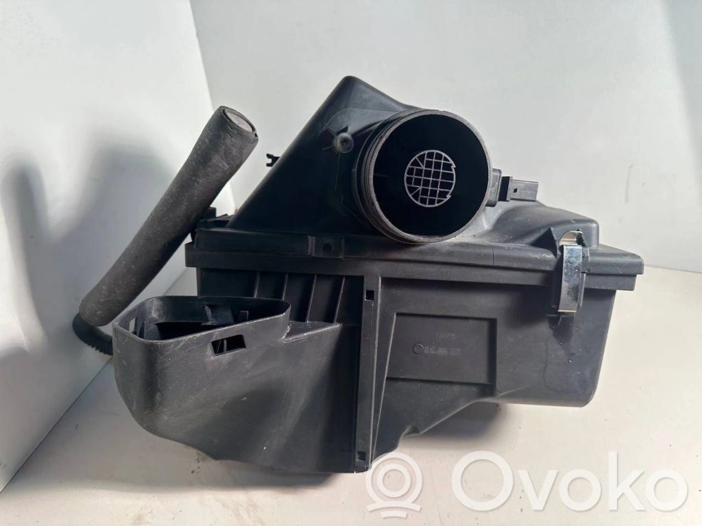 BMW 3 E90 E91 Air filter box 