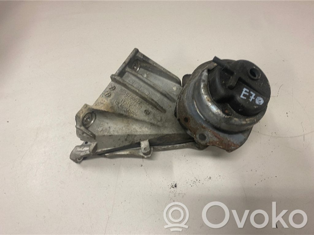 BMW X5 E70 Engine mount bracket 