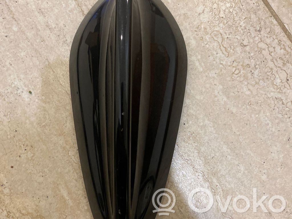 BMW 2 F45 Osłona anteny dachowej GPS 
