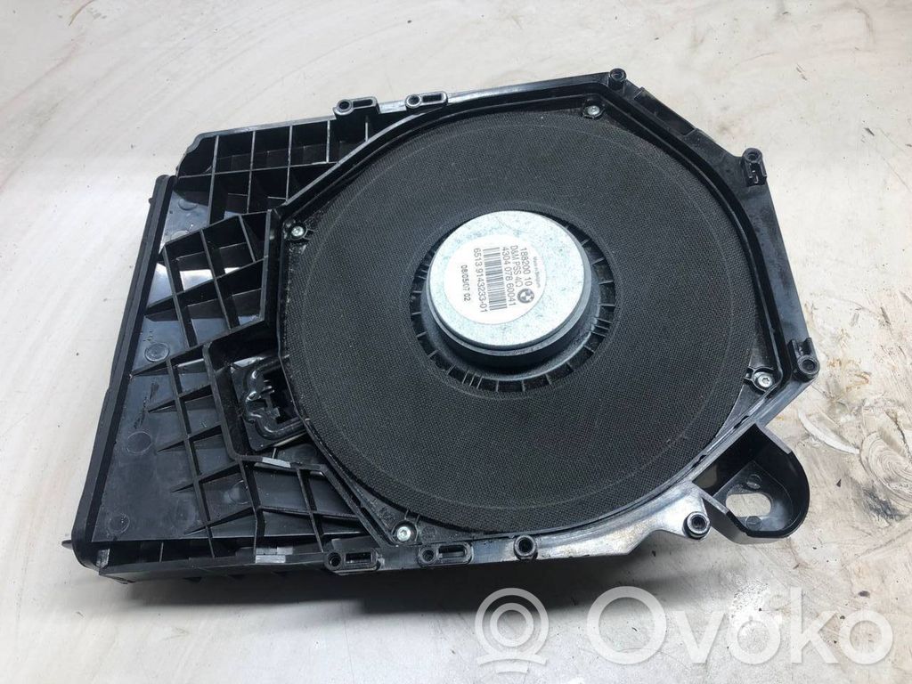 BMW 3 E90 E91 Subwoofer 