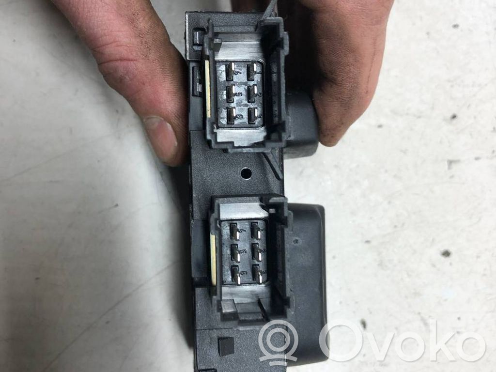 Citroen C5 Seat control module 