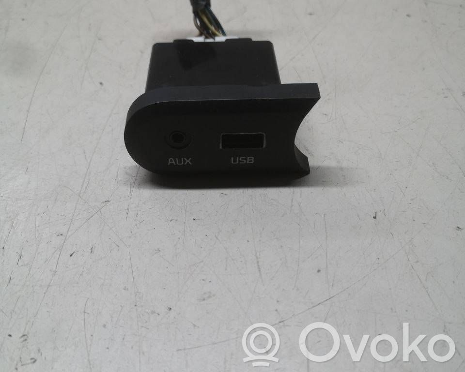 USB-Anschluss   96120A2000