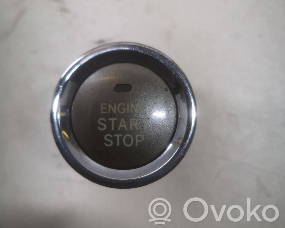 Toyota RAV 4 (XA30) Engine start stop button switch 