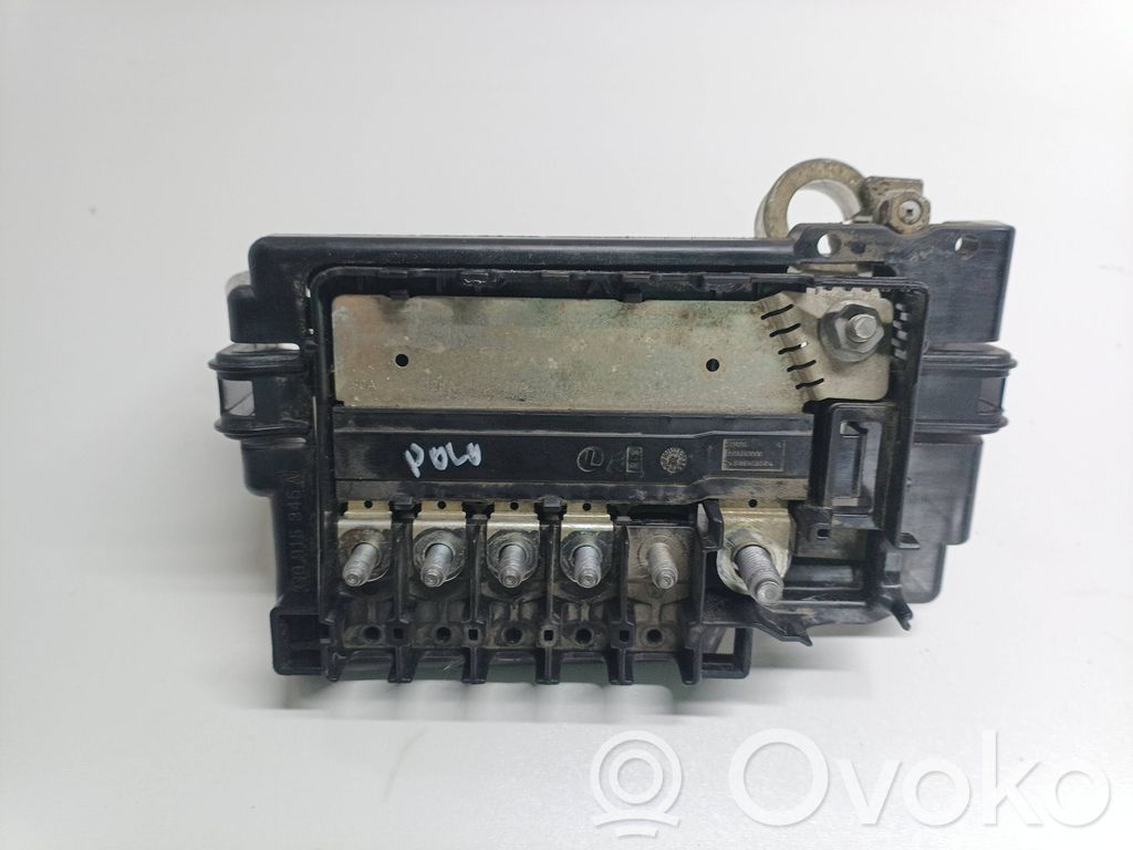 Volkswagen Polo VI Positive wiring loom 