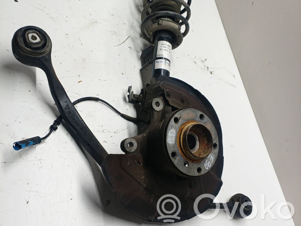 BMW 3 E90 E91 Achsschenkel vorne 