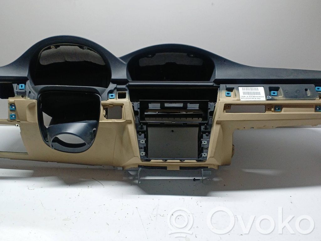 BMW 3 E90 E91 Panelis 