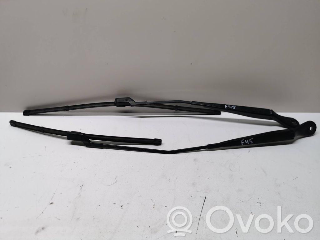BMW 2 F45 Wycieraczki lamp przednich / Komplet 