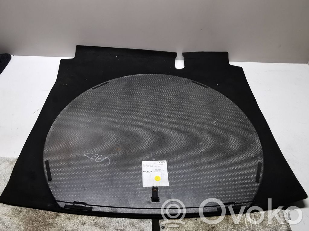 KIA Ceed Doublure de coffre arrière, tapis de sol 