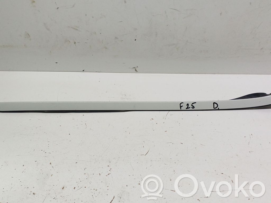 BMW X3 F25 Listwa szyby czołowej / przedniej 