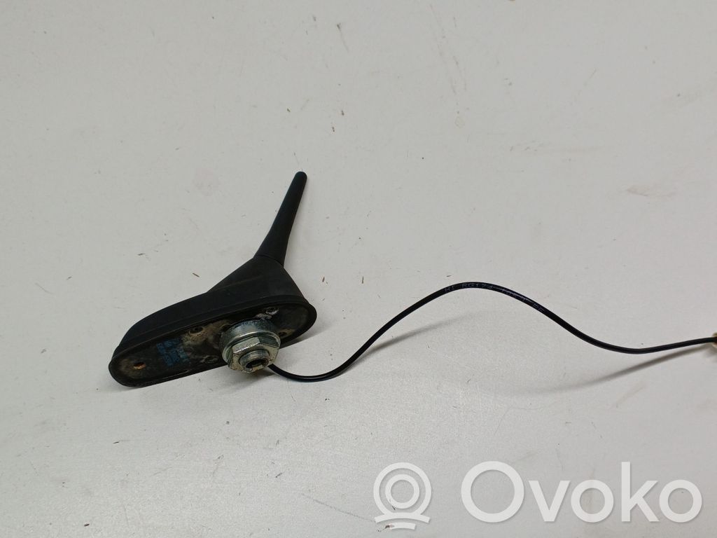 Citroen C4 II Radion antenni 
