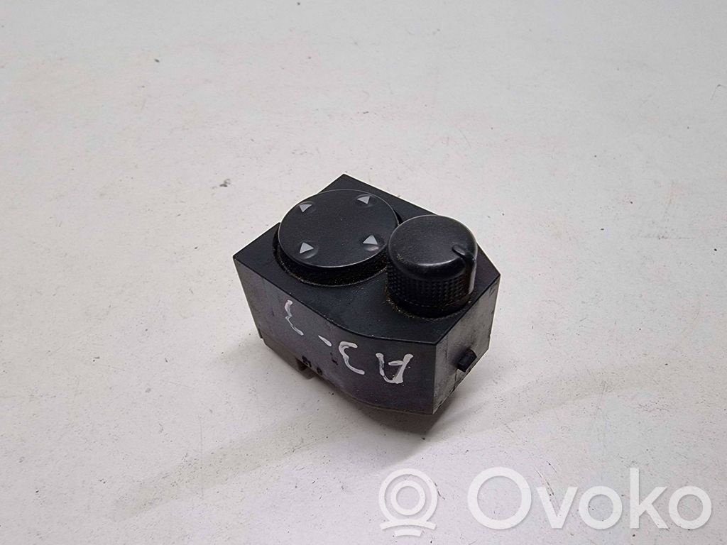 Audi A3 S3 8L Wing mirror switch 
