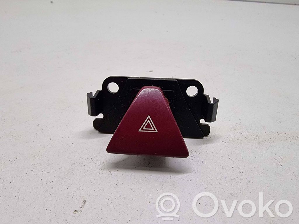 Peugeot 307 Hazard light switch 