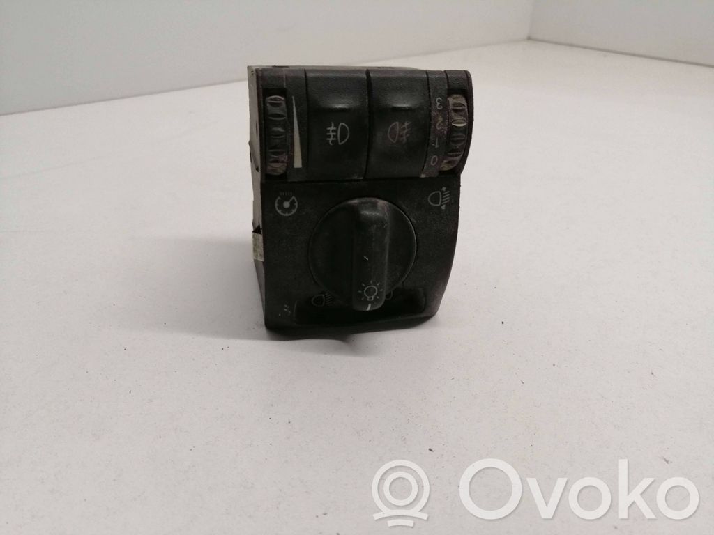 Opel Omega B1 Light switch 