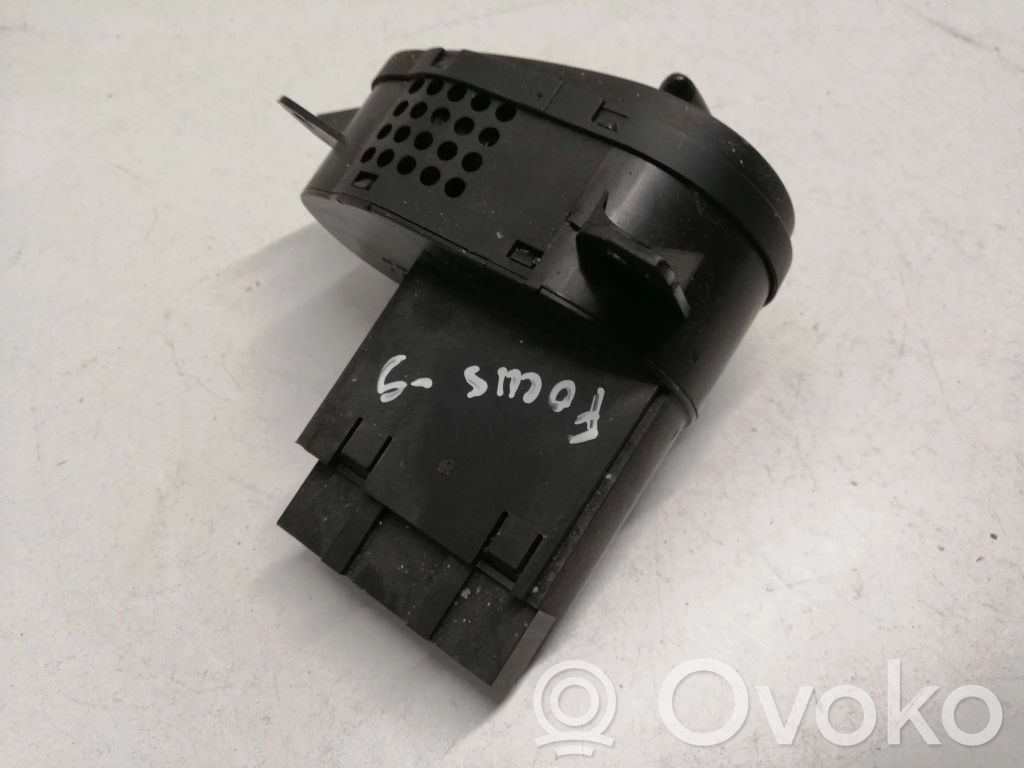 Ford Focus Light switch 
